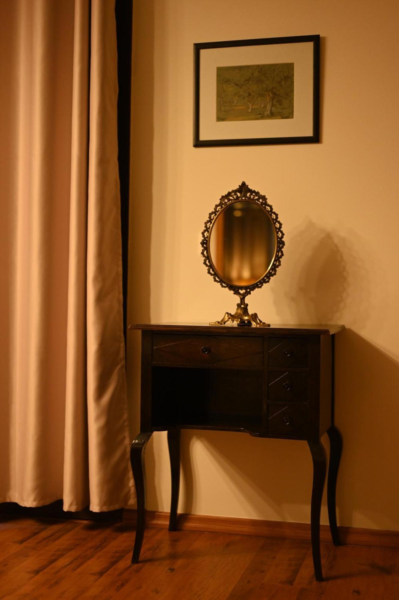 Niche Boutique Hotel Tirana Eksteriør billede