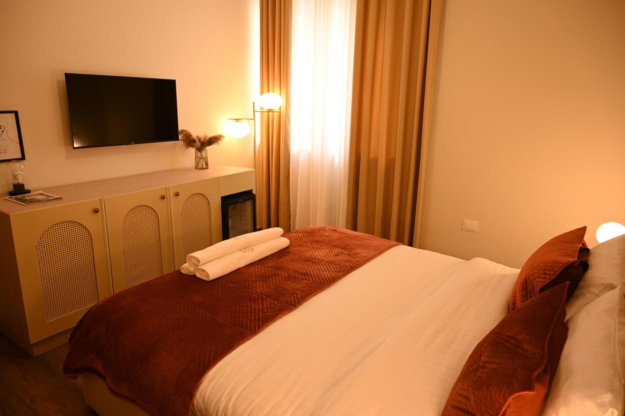 Niche Boutique Hotel Tirana Eksteriør billede